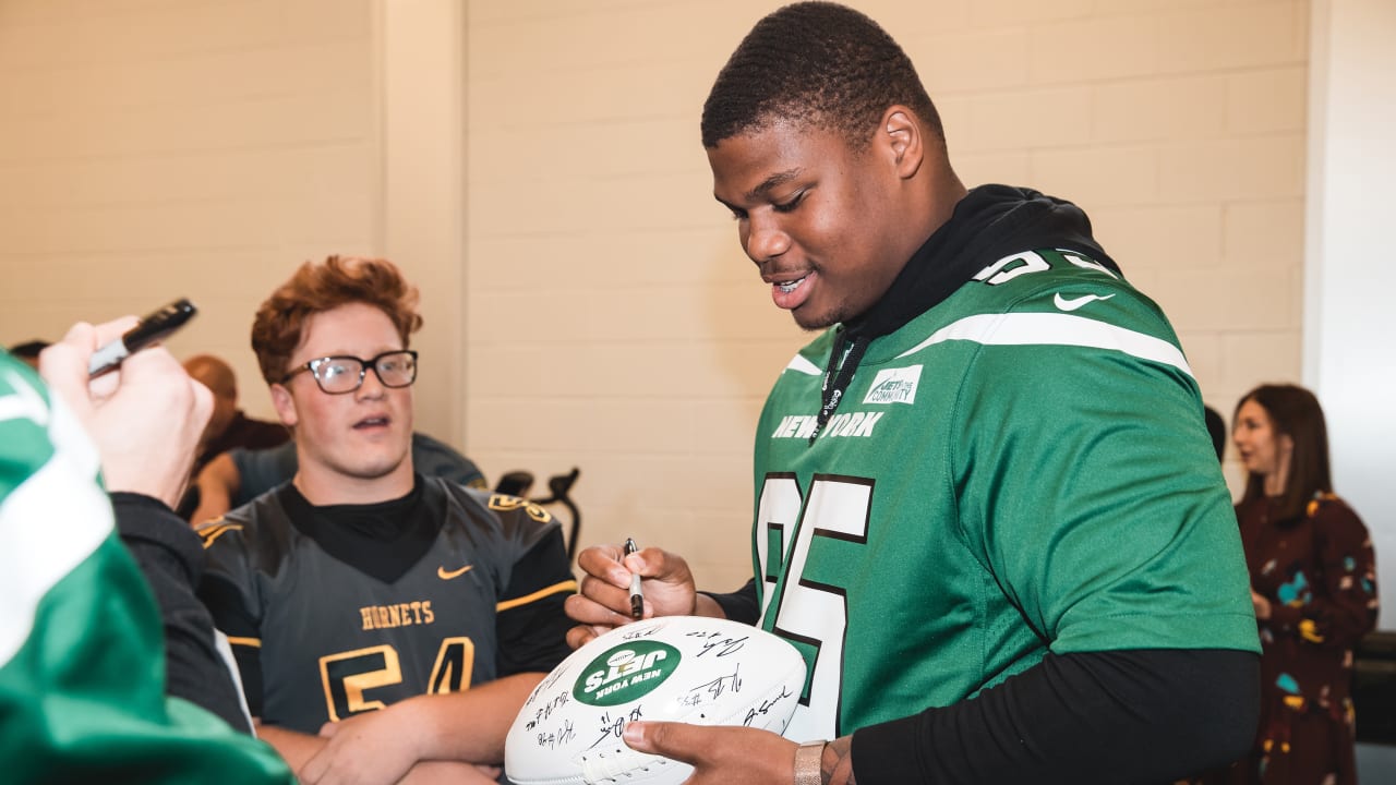 New York Jets and United Way Build New Playground