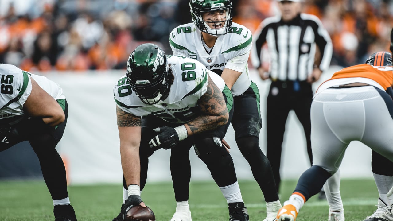 New York Jets re-sign center Connor McGovern