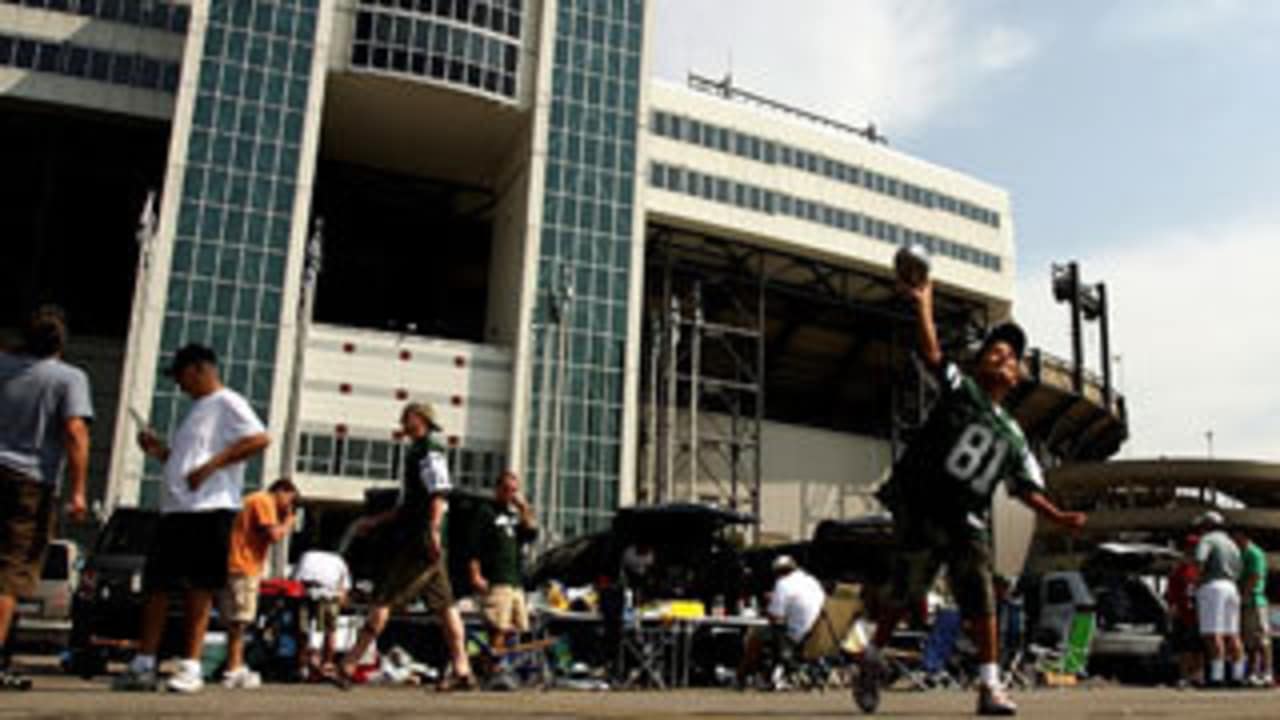 Travel, Bag Changes for Fans Coming to Stadium