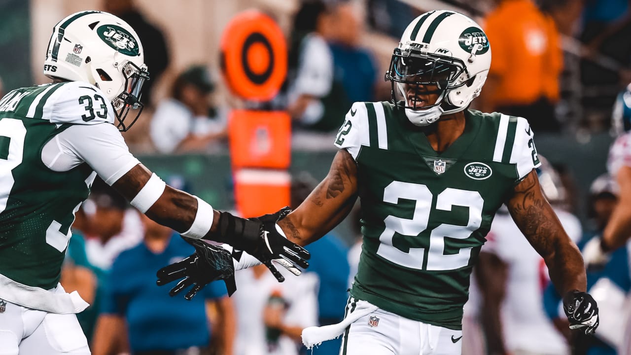 Aaron Rodgers throws TD pass to Garrett Wilson in preseason debut as Jets  beat Giants 32-24 - CBS New York