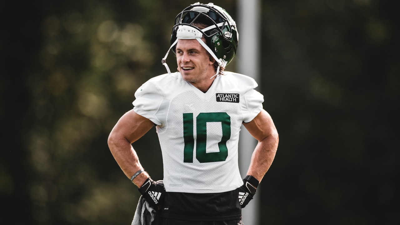 AP source: Jets releasing WR/KR Braxton Berrios