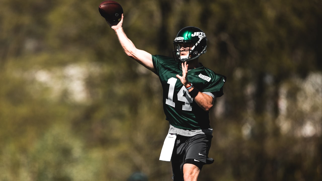 Seven Things to Watch for During Jets OTAs