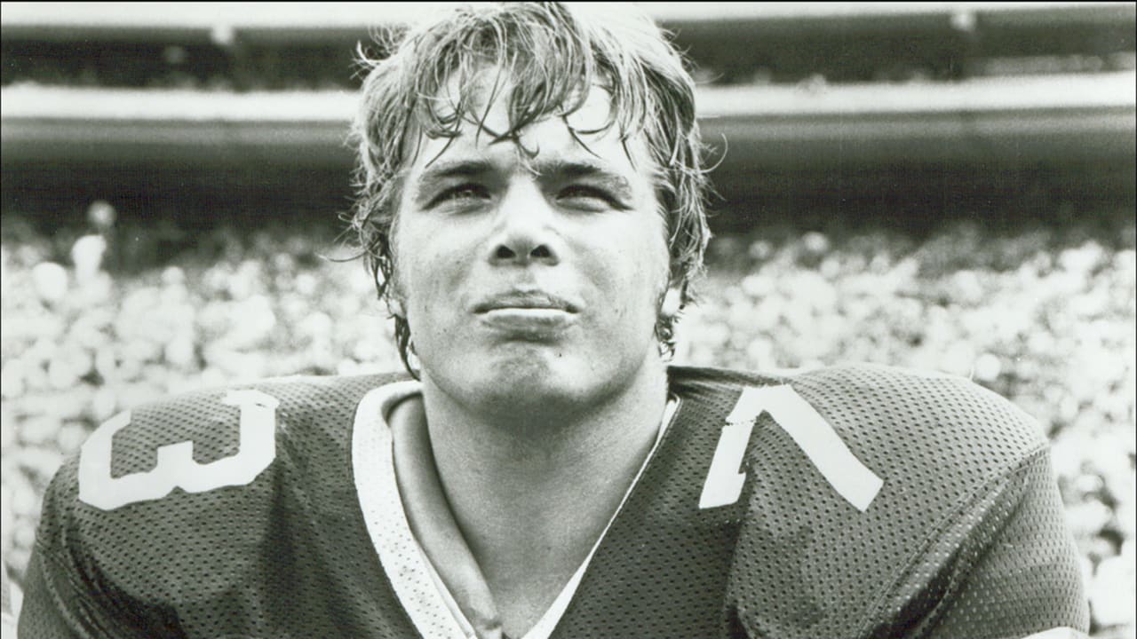 Gallery | Joe Klecko's Pro Football Hall of Fame Career in Photos