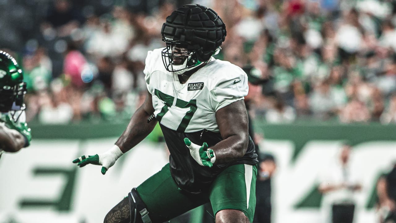 Jets Mekhi Becton Out For Season #shorts #nfl #nflfootball #sports  #newyorkjets #mekhibecton 