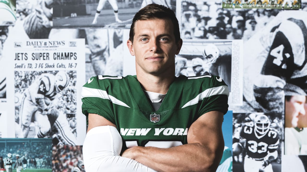 DENVER, CO - OCTOBER 23: New York Jets wide receiver Braxton