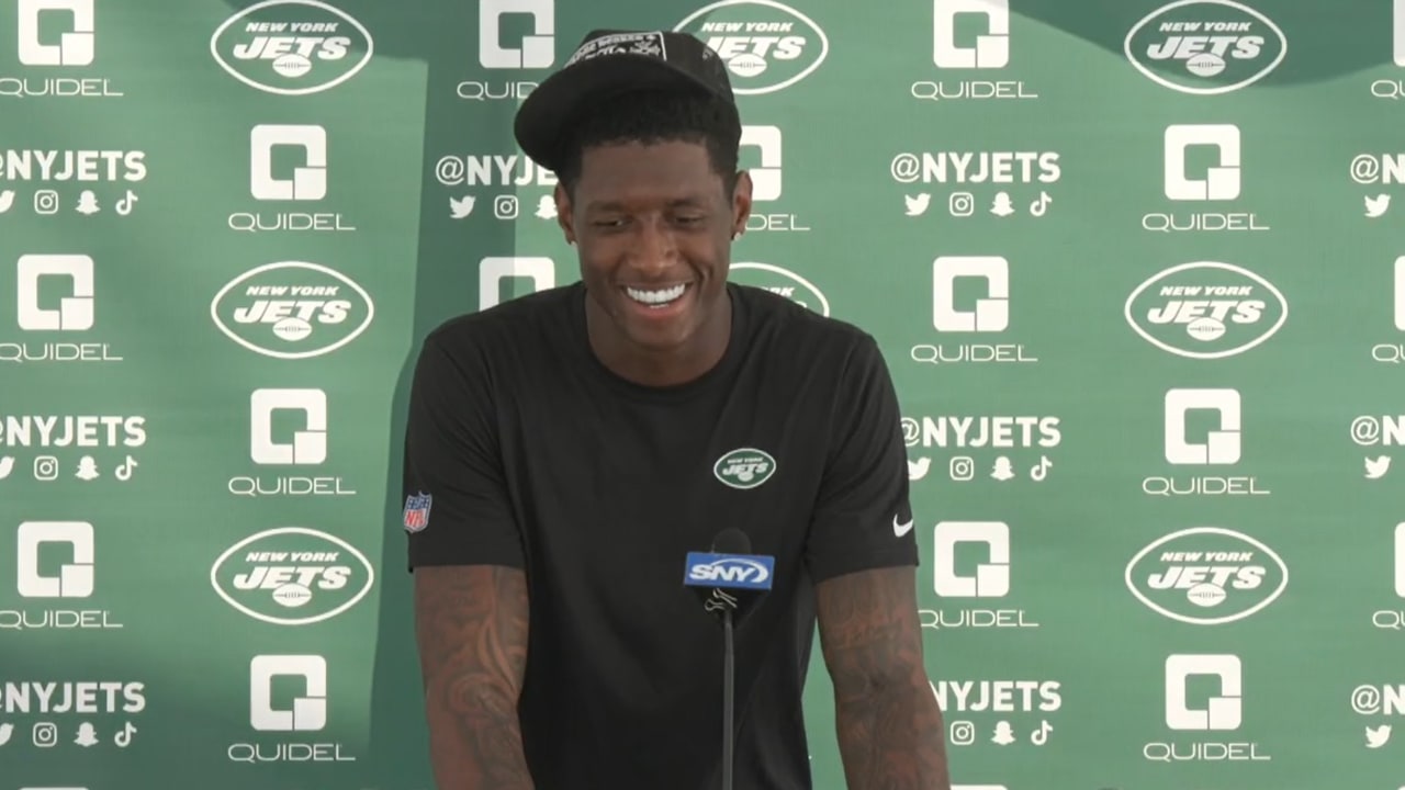 Jets CB Sauce Gardner Goes 'Undercover' in Hilarious Video