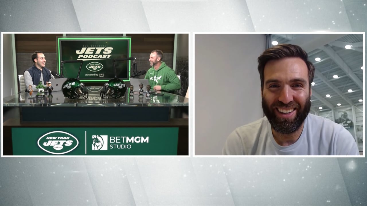 Jets' Joe Flacco embracing the moment, including getting roasted