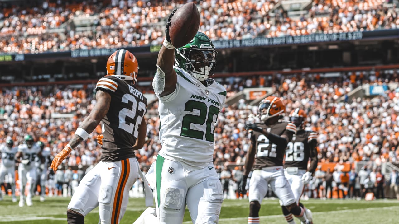 2022 Fantasy Football: New York Jets add RB Breece Hall, the most