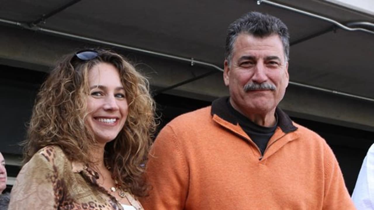 Keith Hernandez is on First