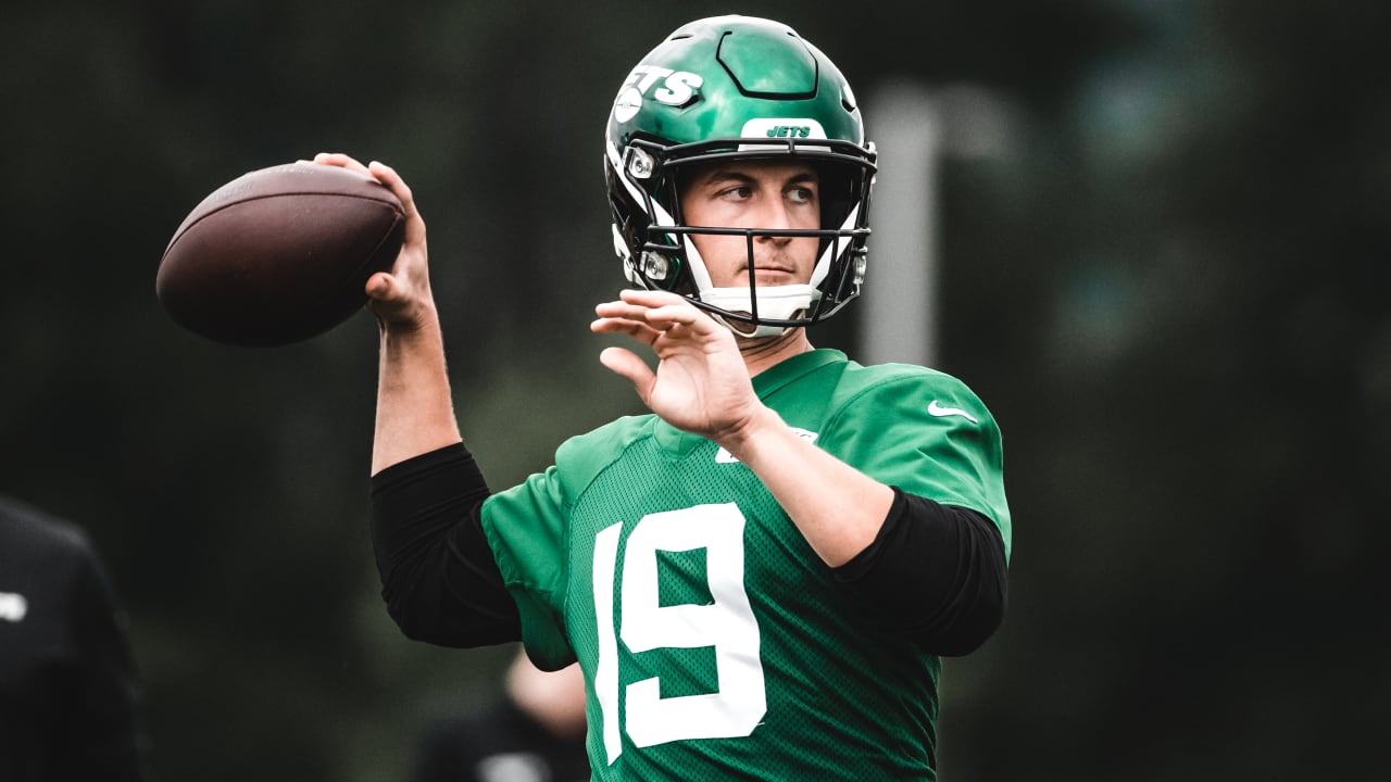 Jets Sign QB Trevor Siemian to Practice Squad