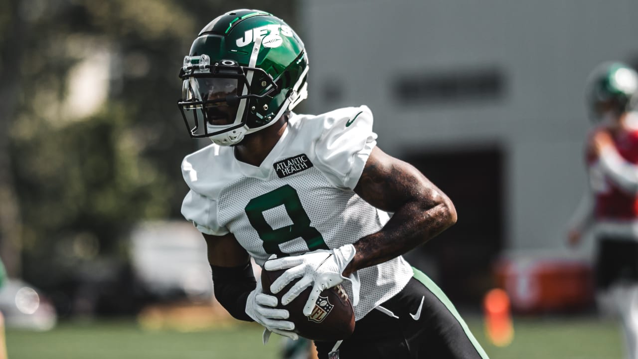 Elijah Moore is proving that he's an outside WR; not a slot