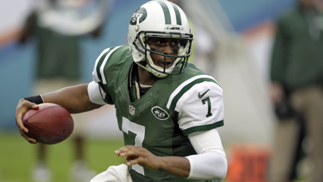 Why Michael Vick Should Start for the Jets - The Observer