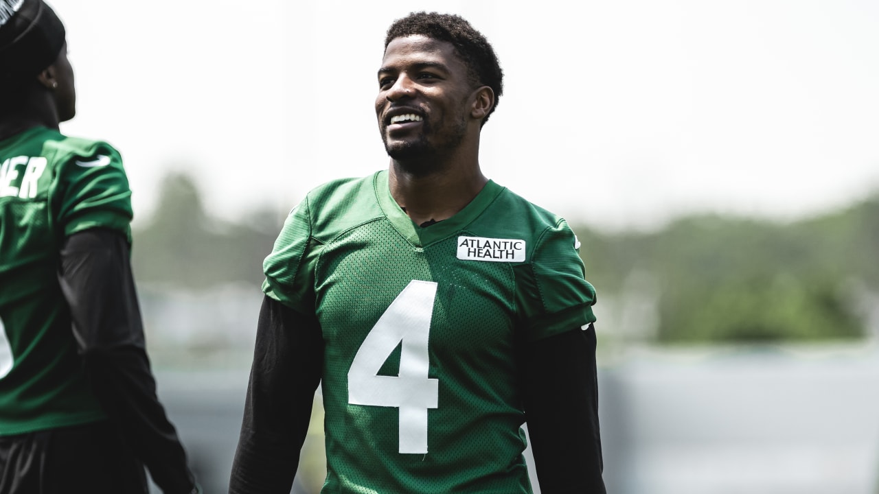 After Facing QB Aaron Rodgers in Practice, D.J. Reed Says ‘You Better ...