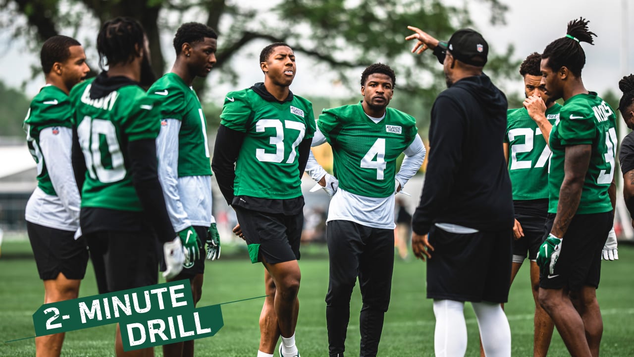 How Much New York Jets CB Sauce Gardner Paid Teammate D.J. Reed For No. 1  Jersey - Sports Illustrated New York Jets News, Analysis and More