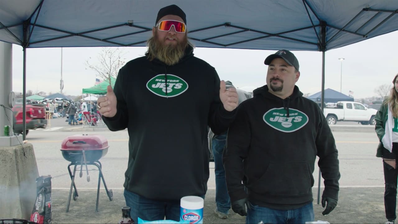 Tailgate Center with Nick Mangold