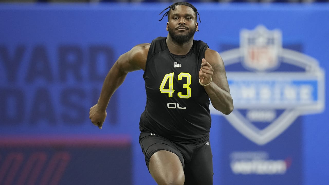 Offensive lineman Zach Tom runs official 4.94-second 40-yard dash at 2022  combine