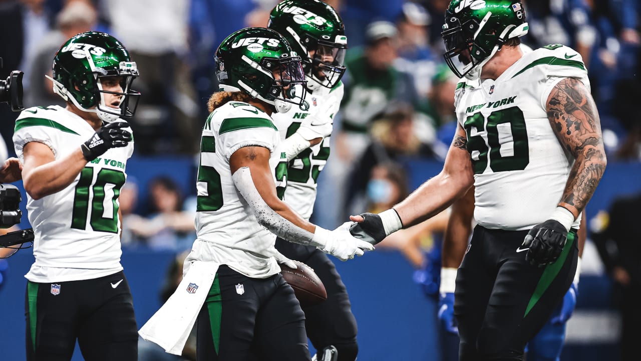 Inside the Numbers Jets' Offense in Last 2 Games 997 Total Yards, 812 Net Pass Yards