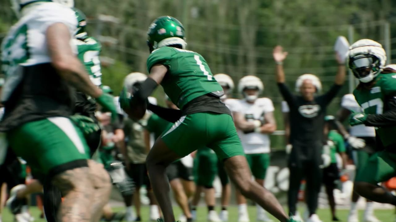 Jets Training Camp Highlight | Sauce Gardner Picks Off Aaron Rodgers