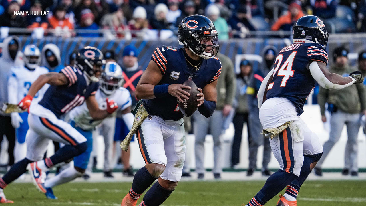 Chicago Bears, Justin Fields one with the force against the Patriots