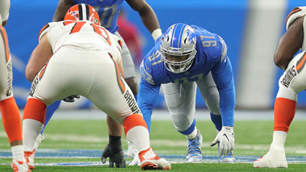 Detroit Lions trade Akeep Spence to the Miami Dolphins