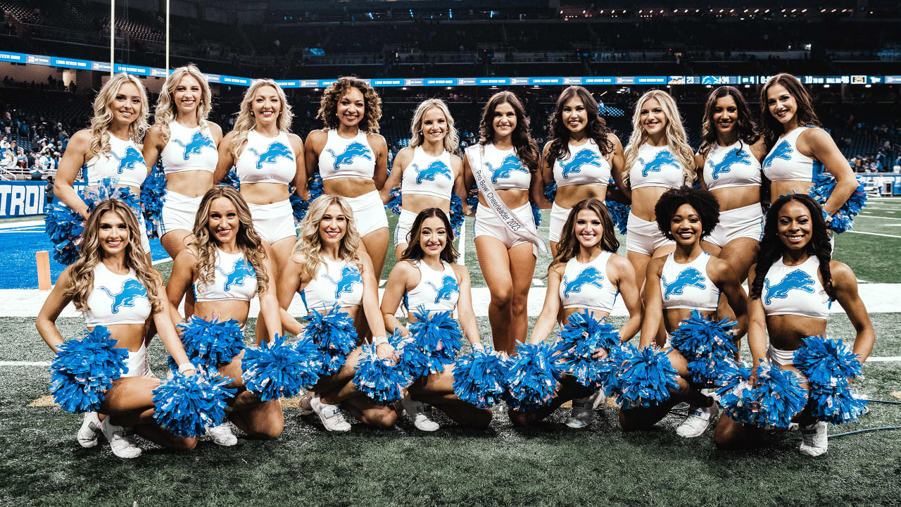 708 Likes, 14 Comments - Detroit Lions Cheerleaders