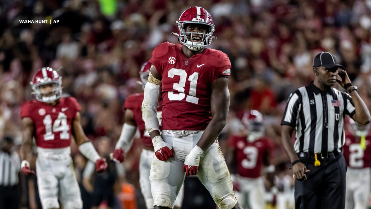 Who Are the Top Edge Rushers in the 2023 NFL Draft?