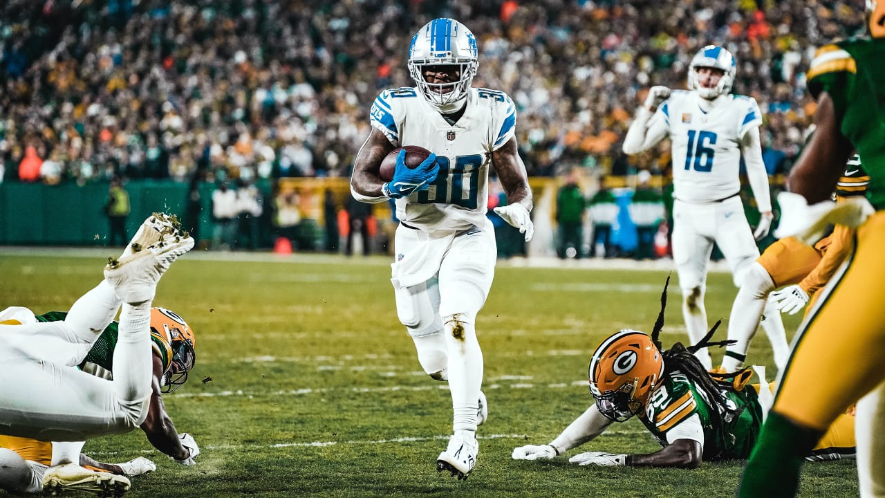 Detroit Lions RB Jamaal Williams breaks Barry Sanders' franchise rushing record vs Packers