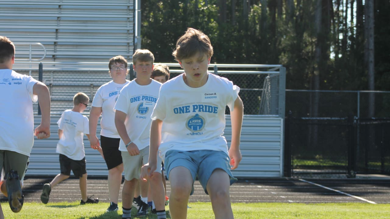 See photos, videos from Day 1 of 2023 Detroit Lions youth camp visit to  Montague – CatchMark Sports