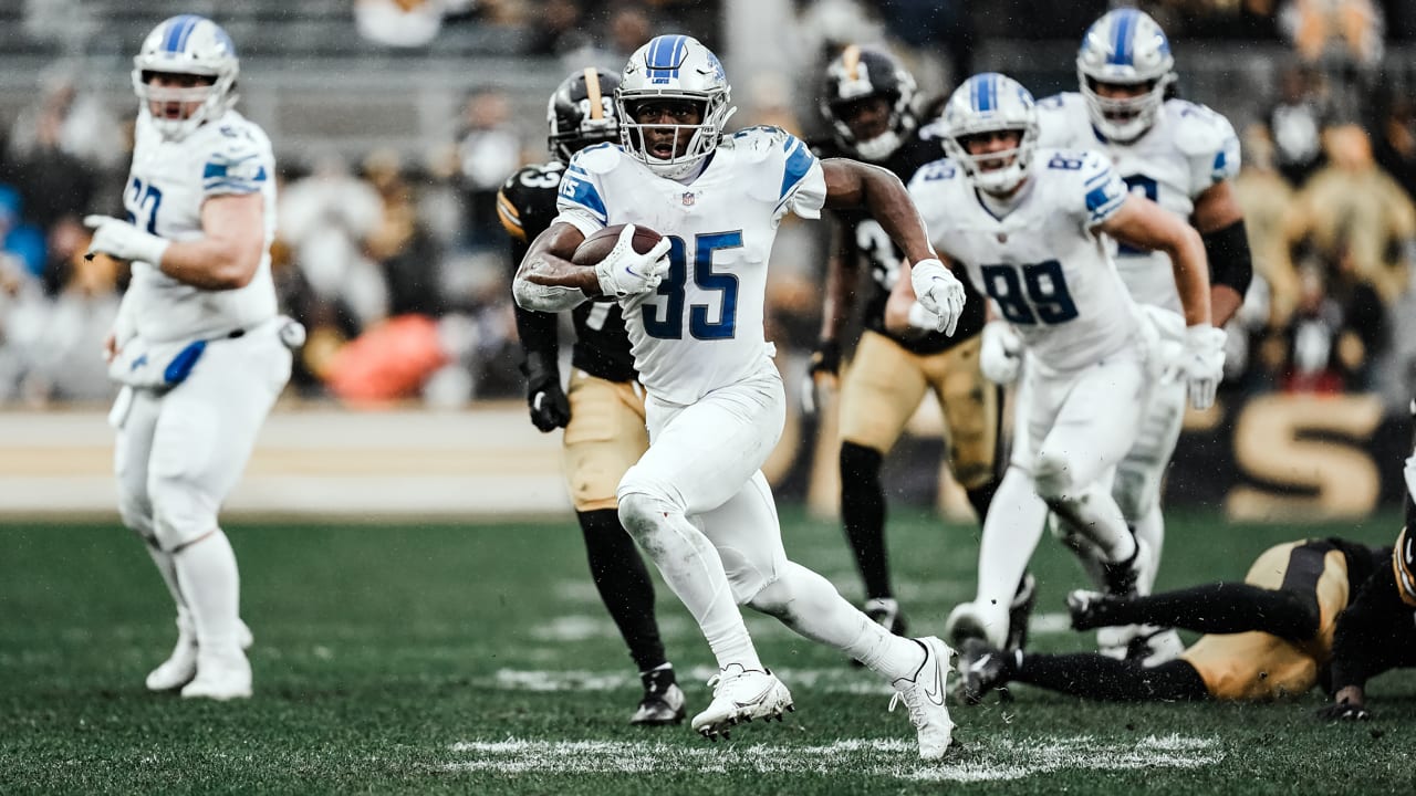 Can't-Miss Play: Detroit Lions running back Godwin Igwebuike's 42-yard TD  requires slew of broken tackles