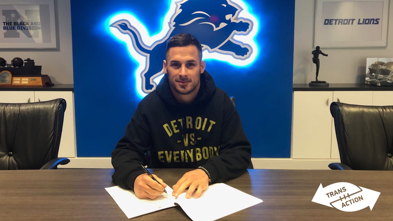 Lions Sign Danny Amendola