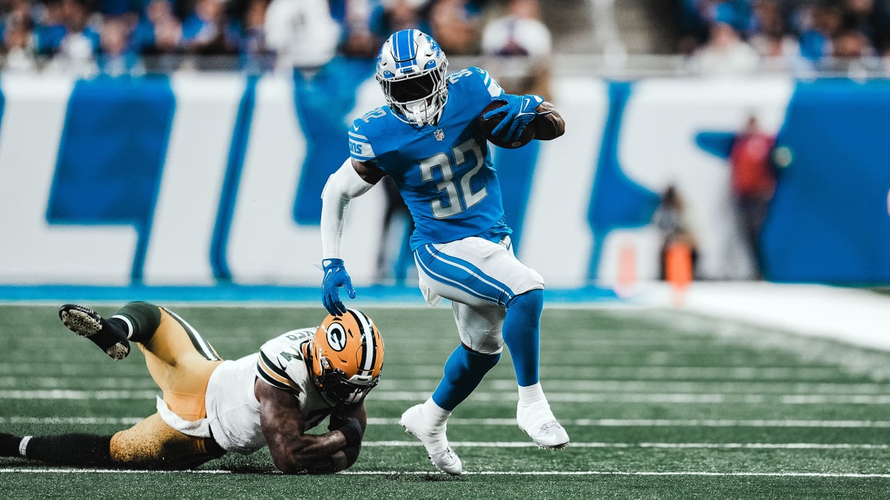 Detroit Lions snap losing streak with 15-9 win over Green Bay