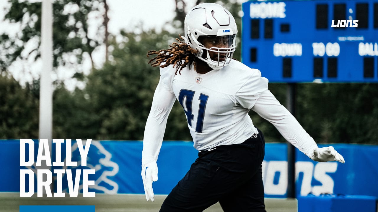 Detroit Lions linebacker James Houston works out during an NFL football  practice in Allen Park, Mich., Saturday, May 14, 2022. (AP Photo/Paul  Sancya Stock Photo - Alamy