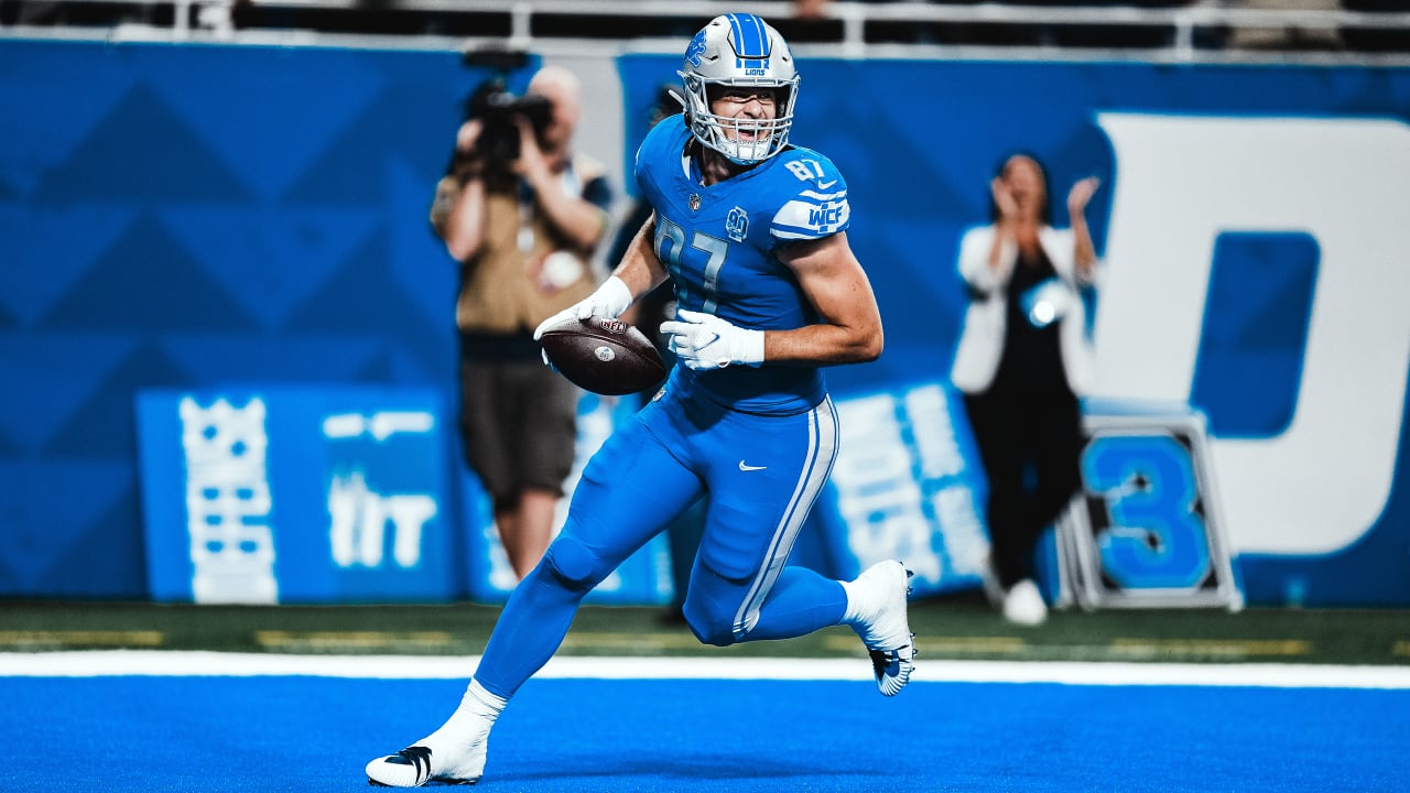 Sam LaPorta makes 45-yard grab for first career NFL touchdown in Falcons-Lions  game