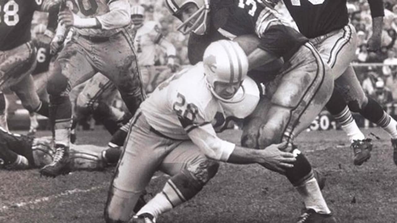 Yale Lary, defensive back for the Detroit Lions on June 30, 1964. (AP Photo  Stock Photo - Alamy