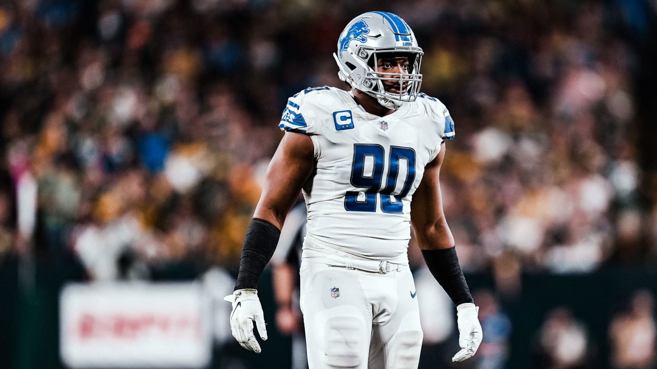 Detroit Lions: Releasing Trey Flowers opens the door for others