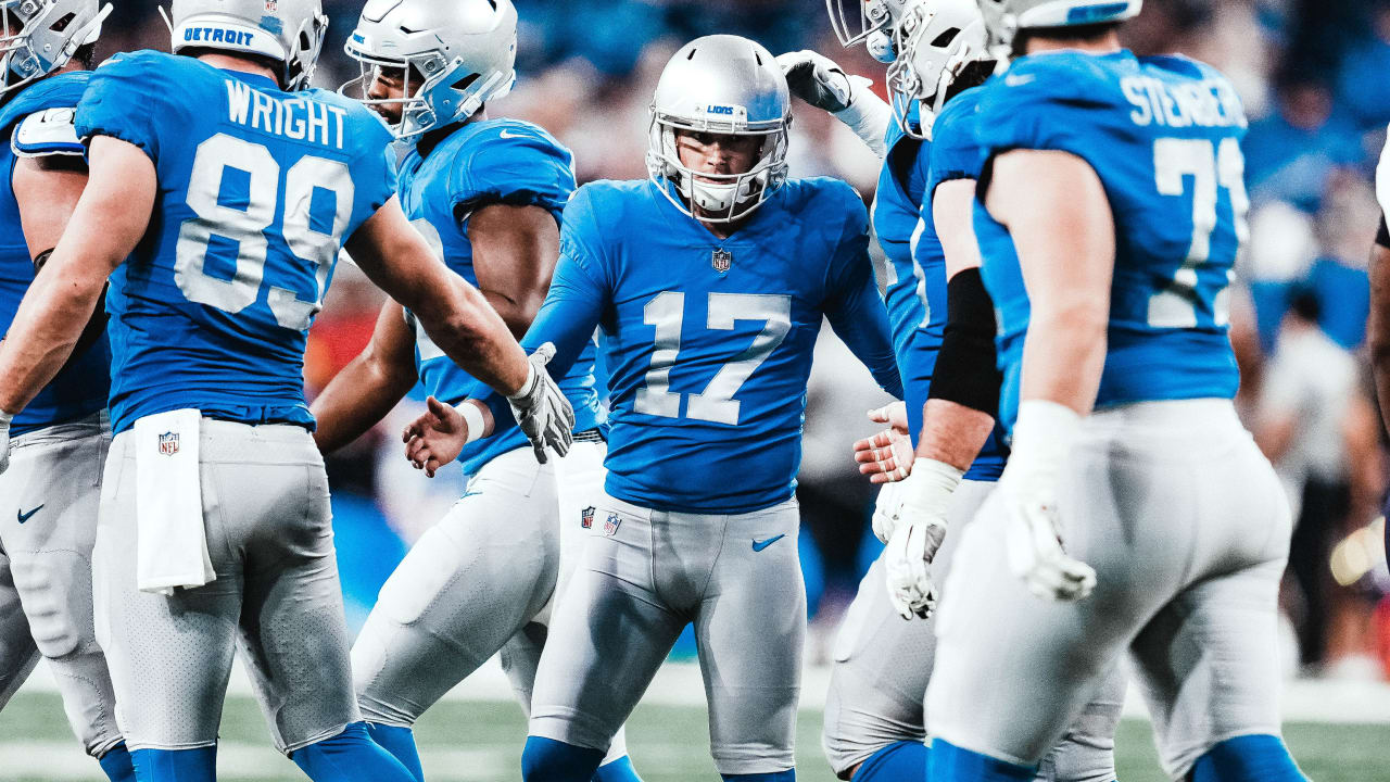 Green Bay Packers vs Detroit Lions Detroit Lions place kicker Michael  Badgley (17) kicks on the