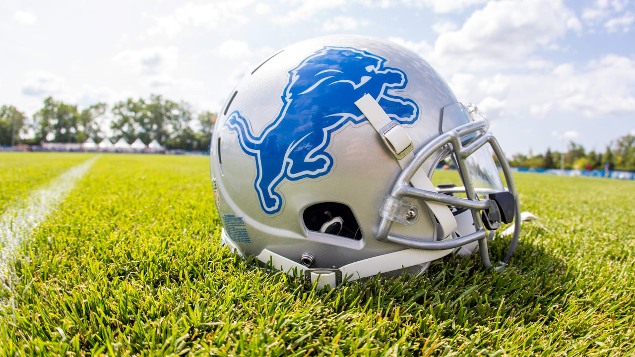 Detroit Lions head athletic trainer Kevin Bastin stepping down