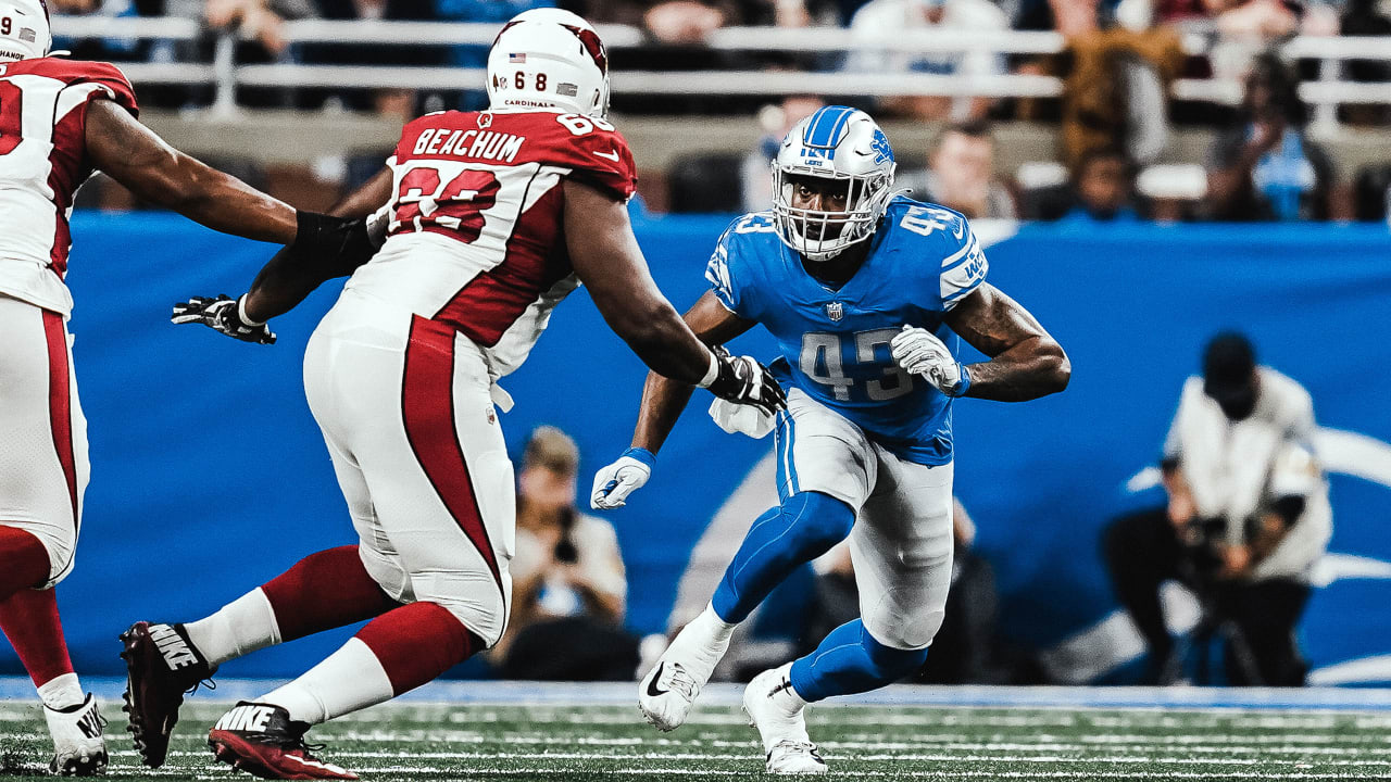 Detroit Lions re-sign OLB Rashod Berry and C Ryan McCollum