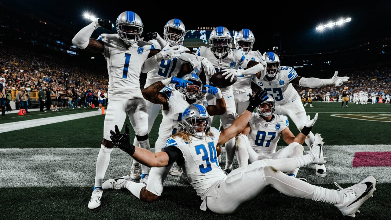 Detroit Lions 34 vs 20 Green Bay Packers summary, stats, score and  highlights