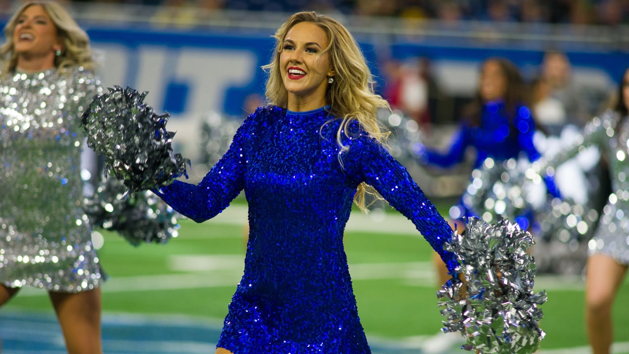 Lions vs. Packers Week 17 halftime show photos