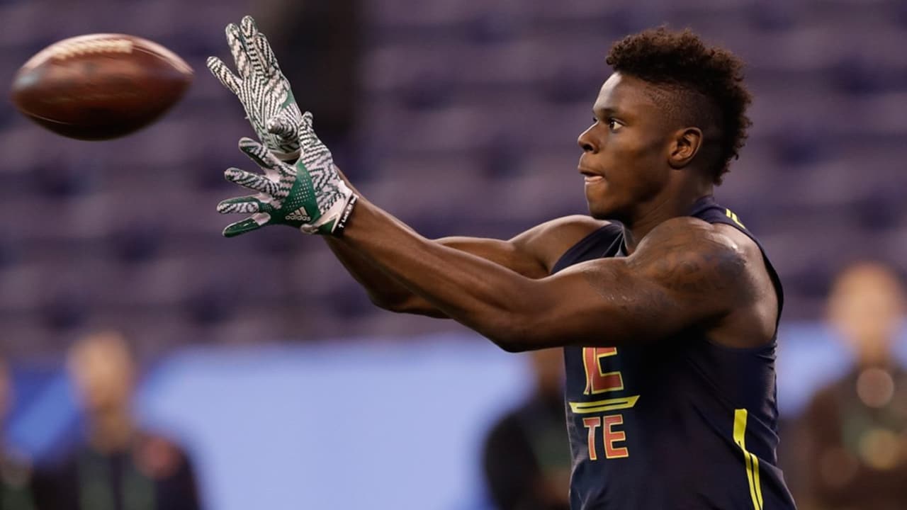Meet the prospect David Njoku photos