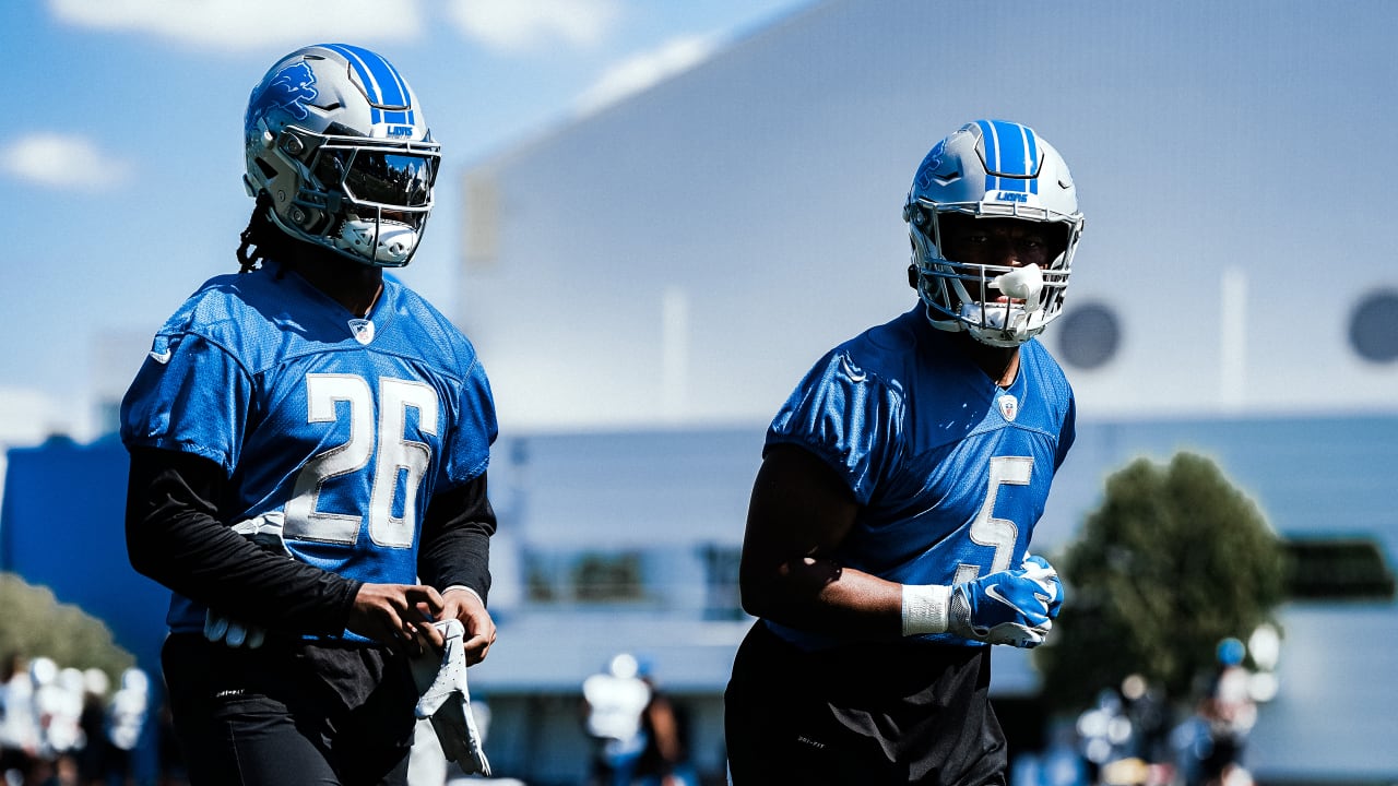 How will Detroit Lions use RBs David Montgomery & Jahmyr Gibbs in offense?