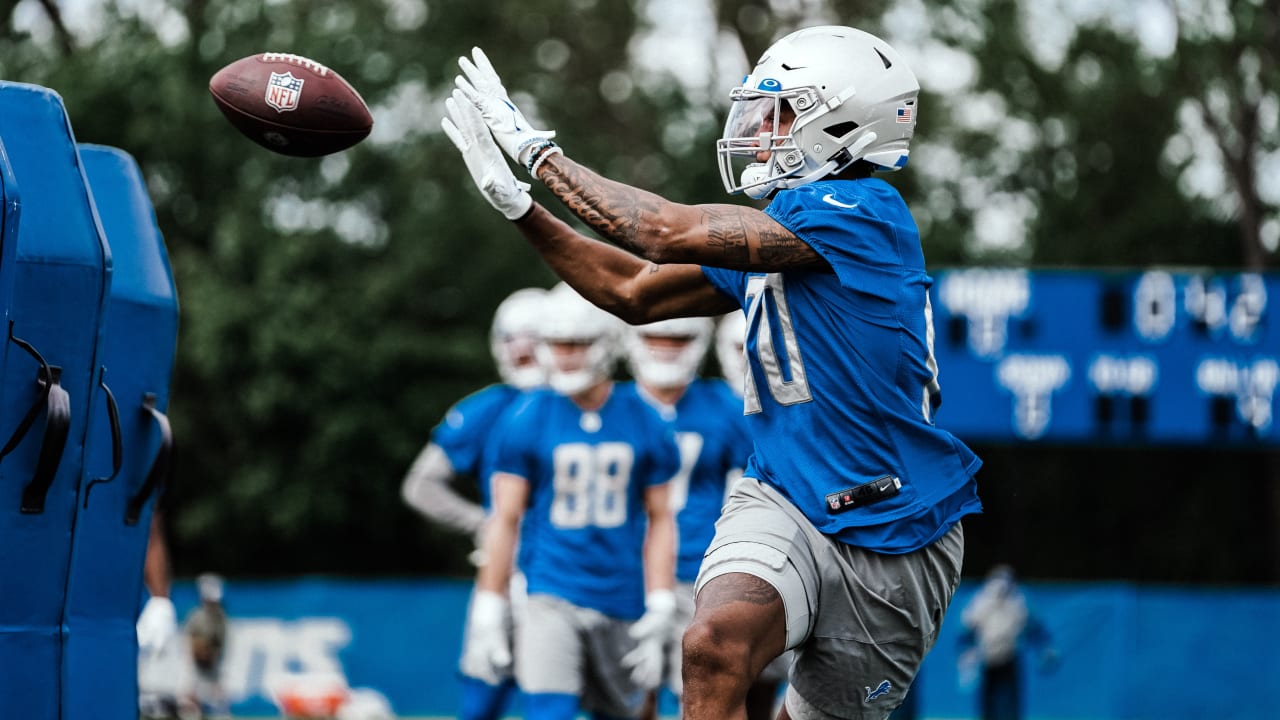 Detroit Lions wide receiver Antoine Green makes nifty adjustment to snag  12-yard back-shoulder catch