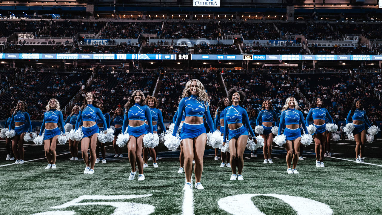 DETROIT, MI - AUGUST 8: Detroit Lions cheerleaders during NFL pre-season  game between New England Patriots