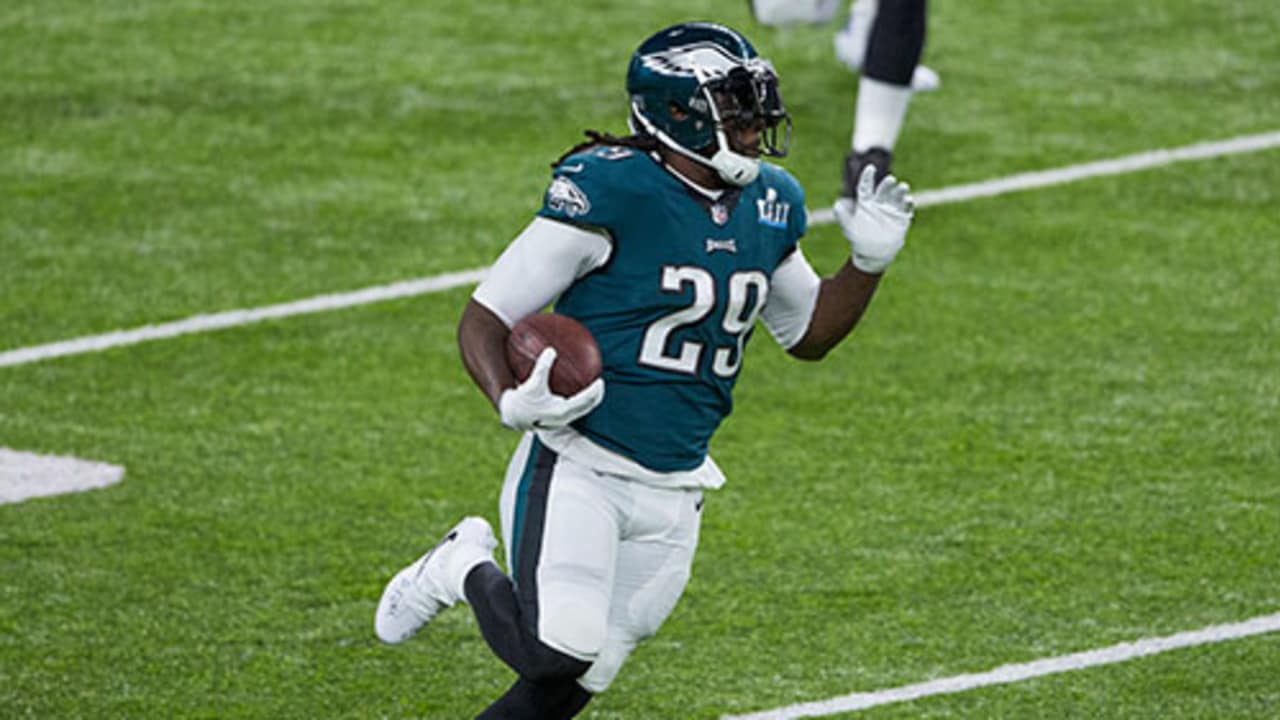 LeGarrette Blount adds Super Bowl ring with Eagles after two with Patriots