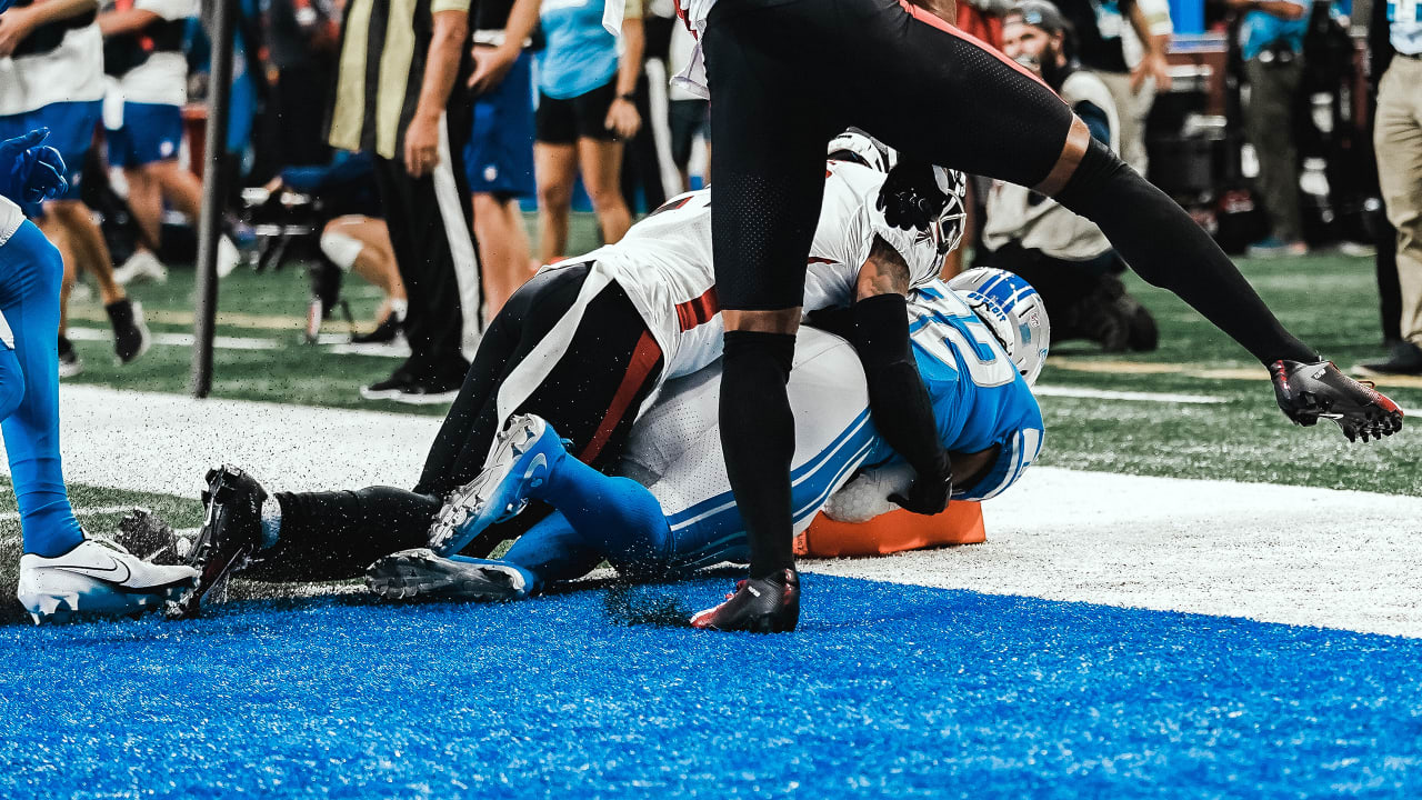 Falcons vs Lions review: OL collapses, DL battles against Lions - The  Falcoholic