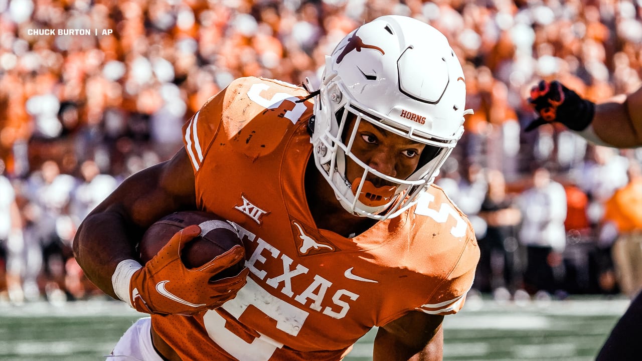 2023 NFL Mock Draft has Texas RB Bijan Robinson picked in the top 10