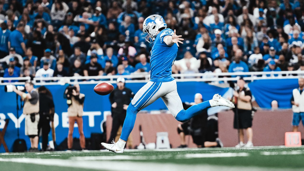 Detroit Lions tender 13 exclusive-rights free agents, including  record-setting punter Jack Fox 