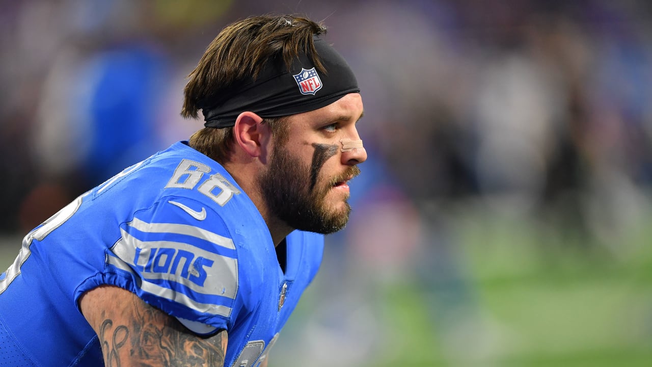 Lions exercise 5th year option on LT Taylor Decker