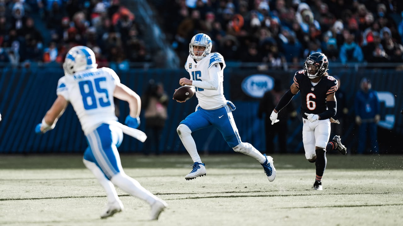 Lions QB Goff is in and Chicago WR Robinson is out of lineup